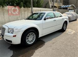 کرایسلەر 300